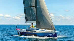 How Hull Form Influences Performance in Ship Design