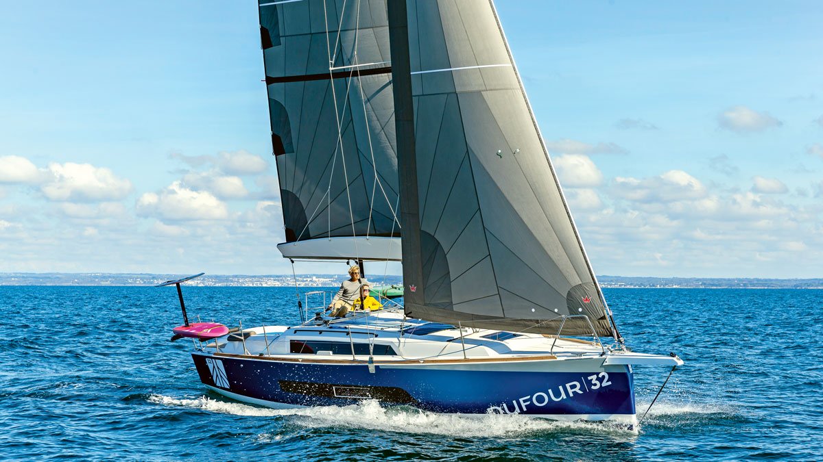 How Hull Form Influences Performance in Ship Design