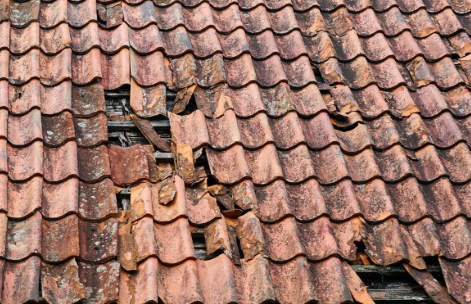 How to Know When It’s Time for Roof Replacement in Central Coast